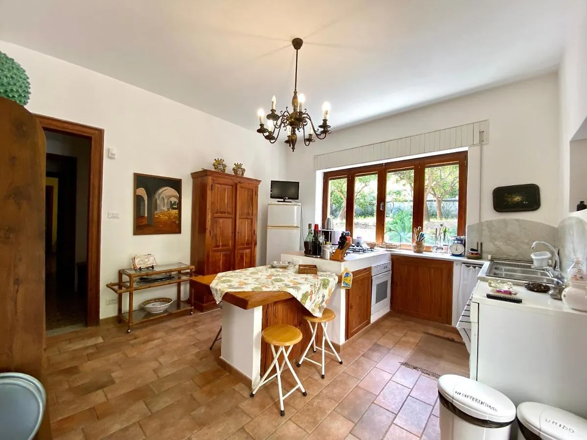 Villa Tana Pacenzia Cefalu 0*,  Italy