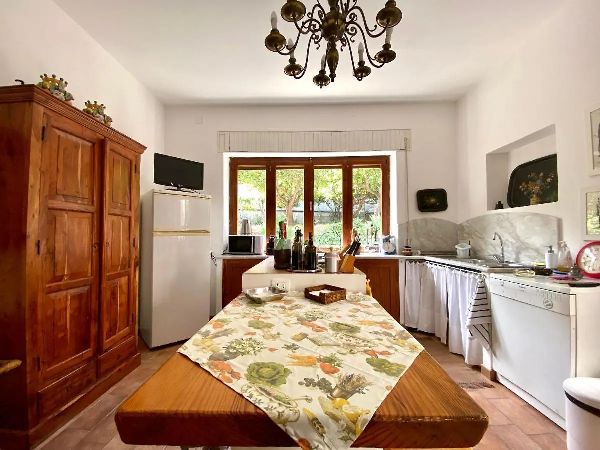 Villa Tana Pacenzia Cefalu 0*,
