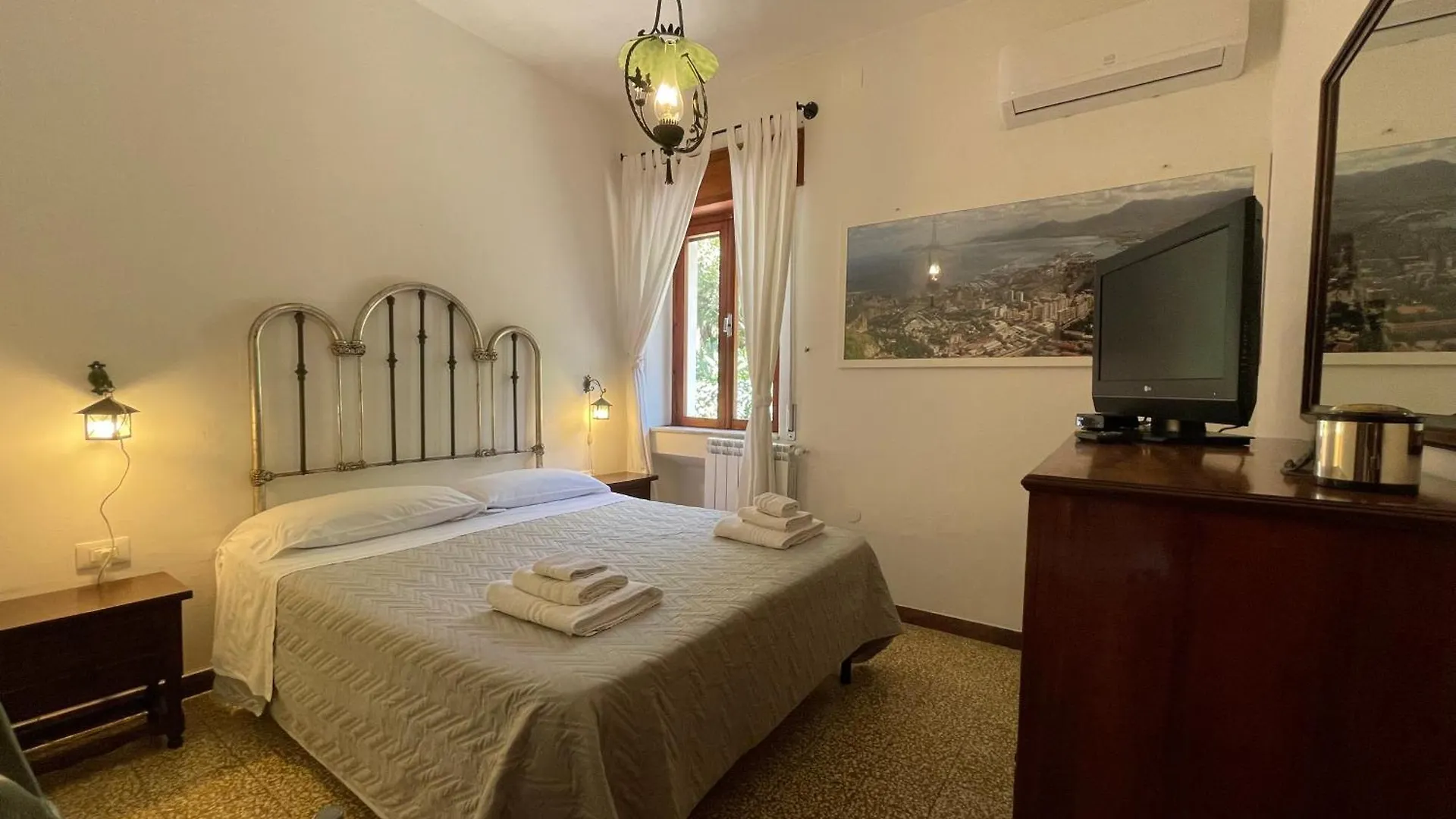 Villa Tana Pacenzia Чефалу Италия